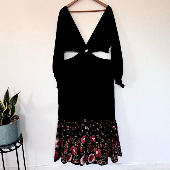 Geisha Designs Anthropologie Karolina Cut-Out Embroidered Maxi Dress Sz 22W - Picture 3 of 15